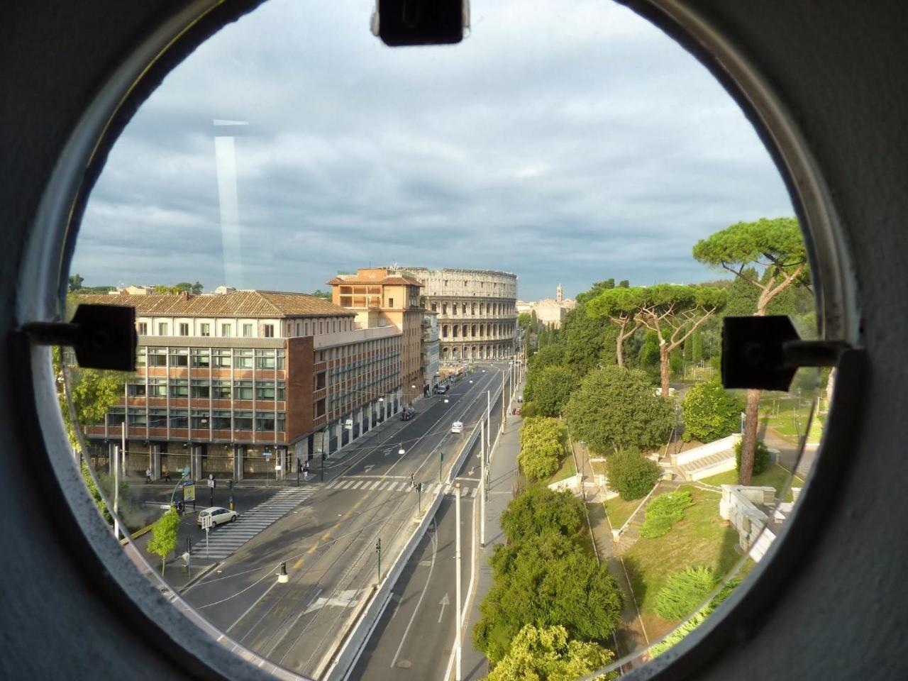 Blue Star Luxury Apartment San Giovanni - Colosseo Rom Exterior foto